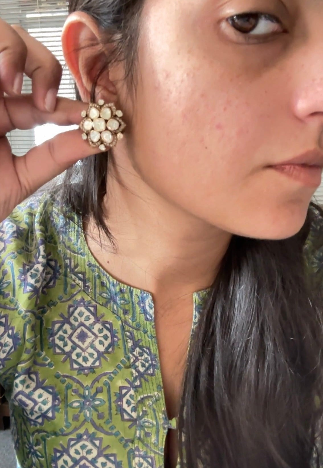 Nora Earrings in 14kt Gold