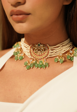 Load image into Gallery viewer, Shivi Polki Necklace

