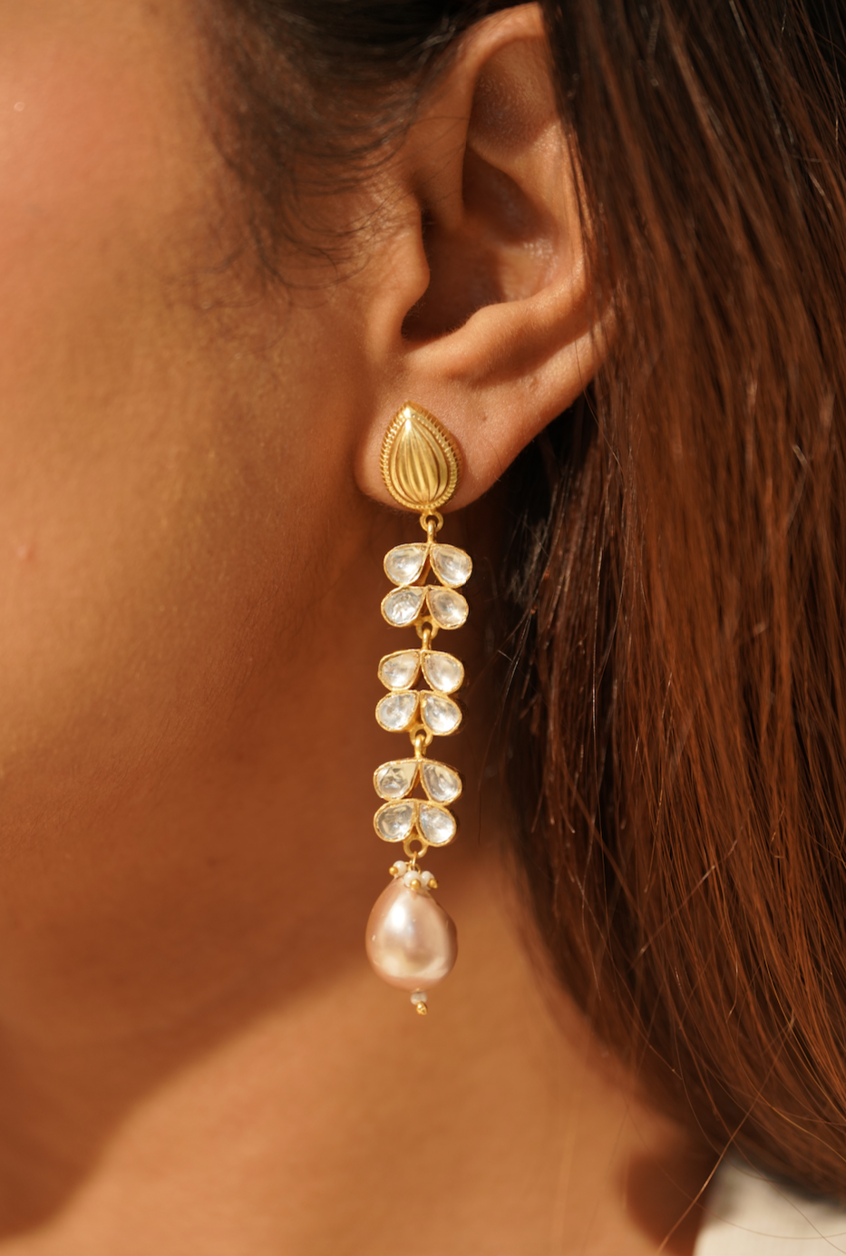 Ele Earrings in Baroque Pearl