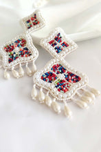 Load image into Gallery viewer, Heba Braided Earring - Multi Tone
