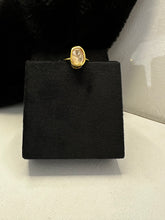 Load image into Gallery viewer, Two way wear Pendant &amp; Ring
