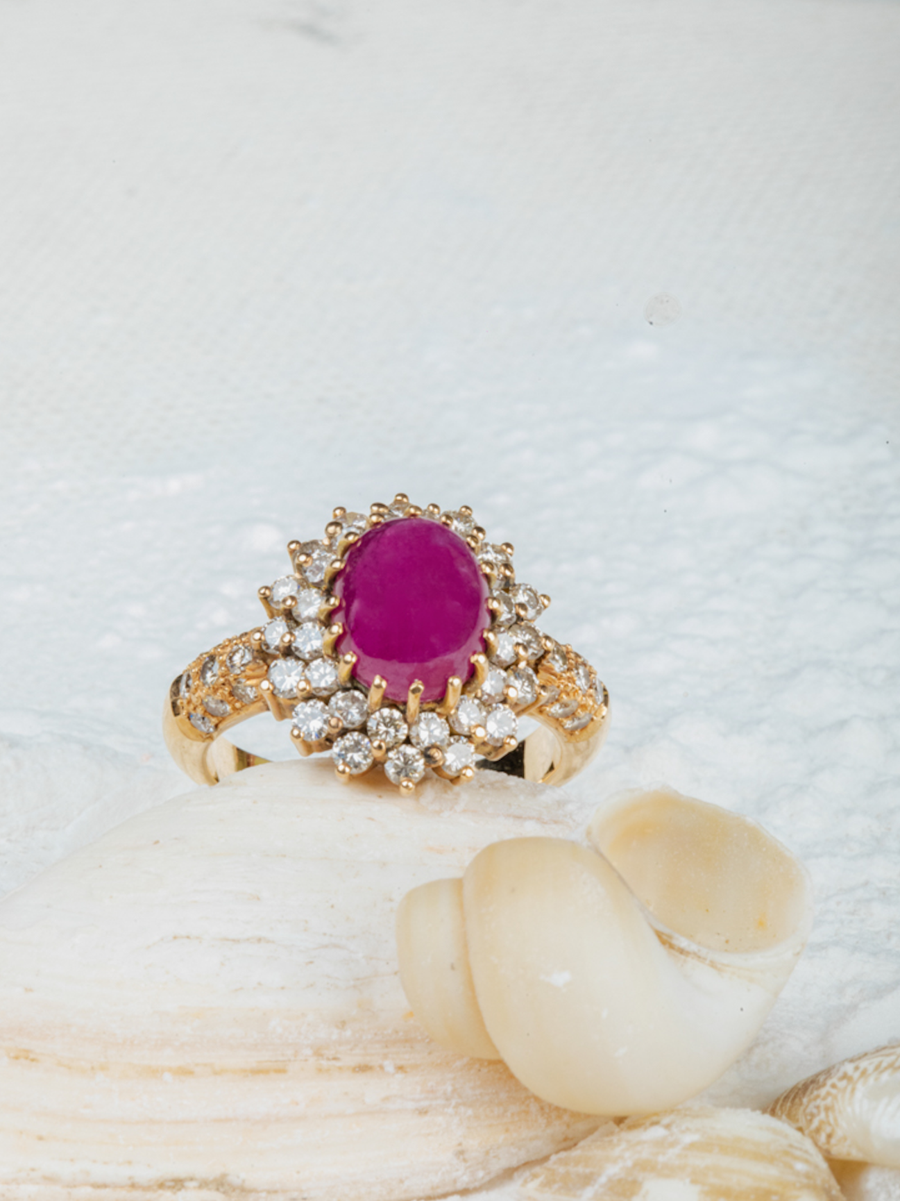 18kt Ruby Ring in Yellow Gold