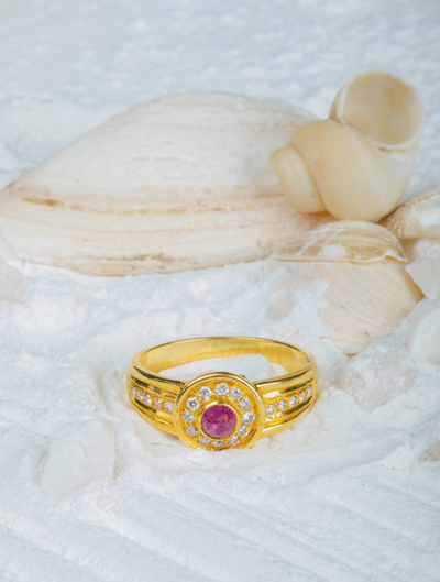 Minimal Style Ruby Diamond Ring